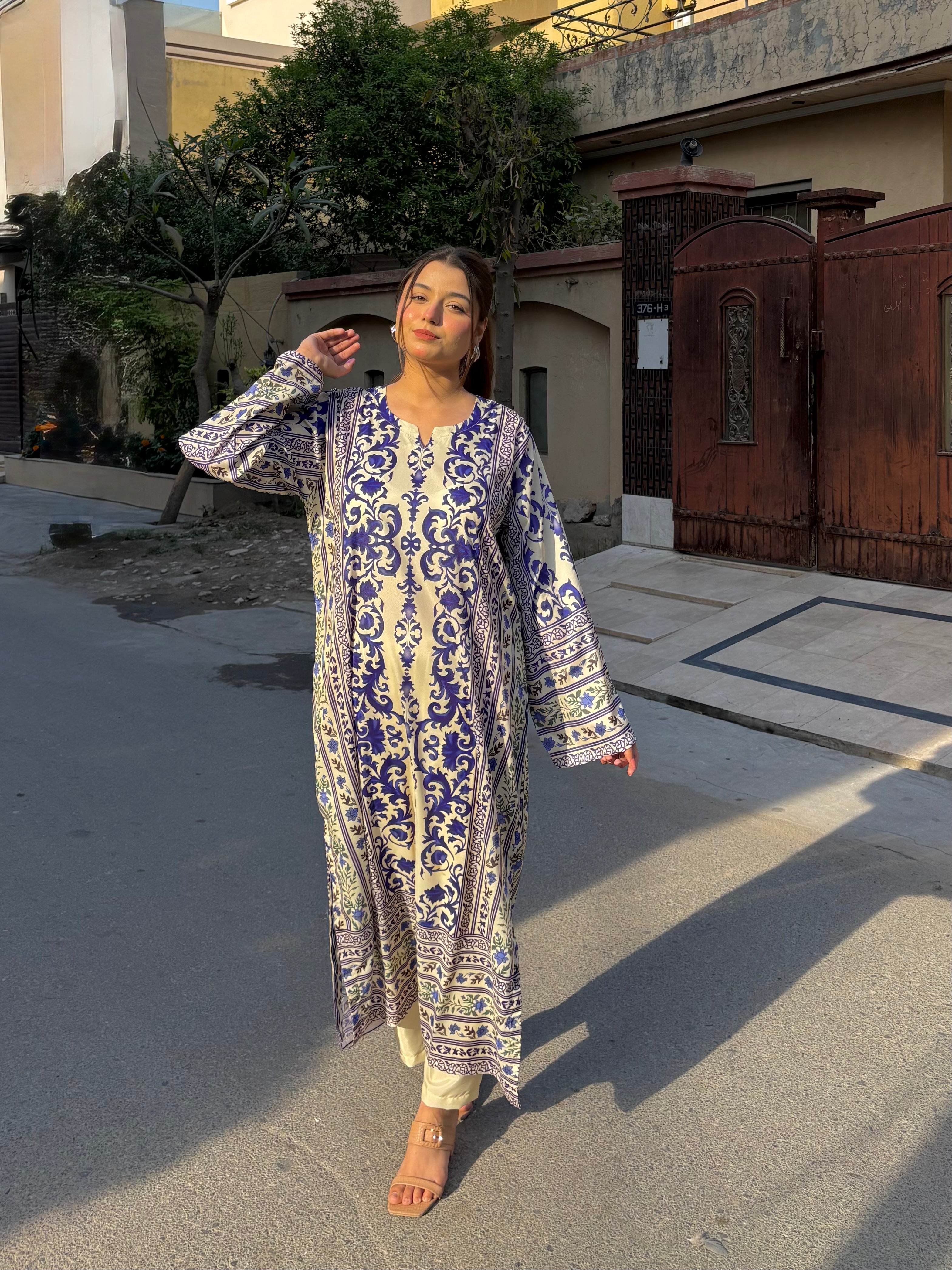 2pc Blue & White Printed Long Kurta Kaftan