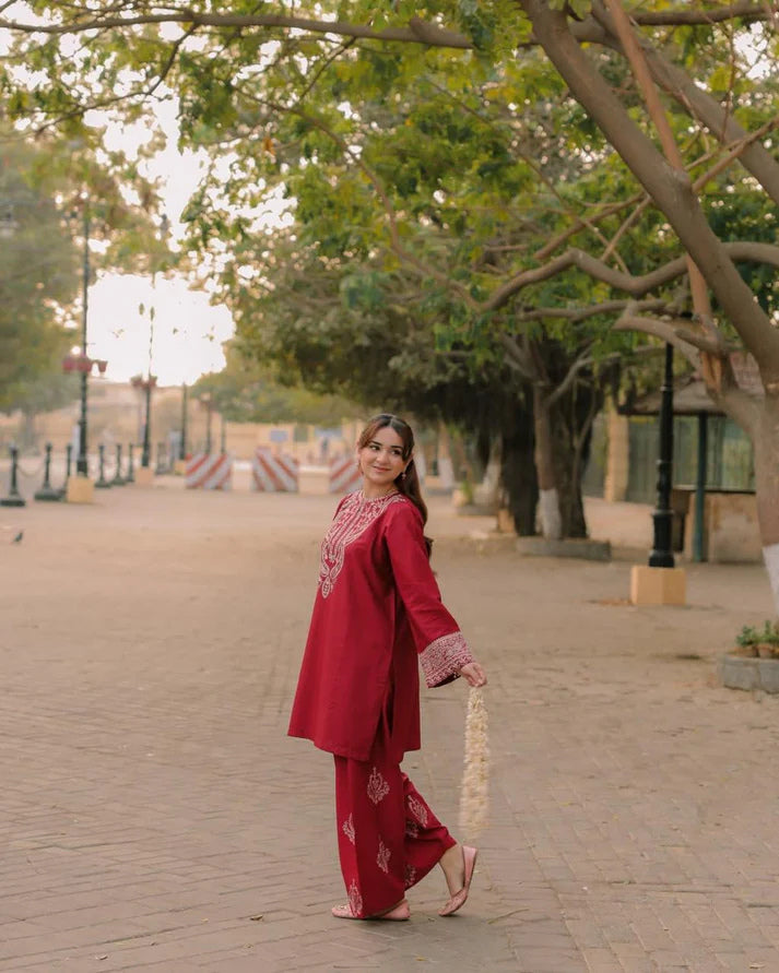 Meera 2Pc